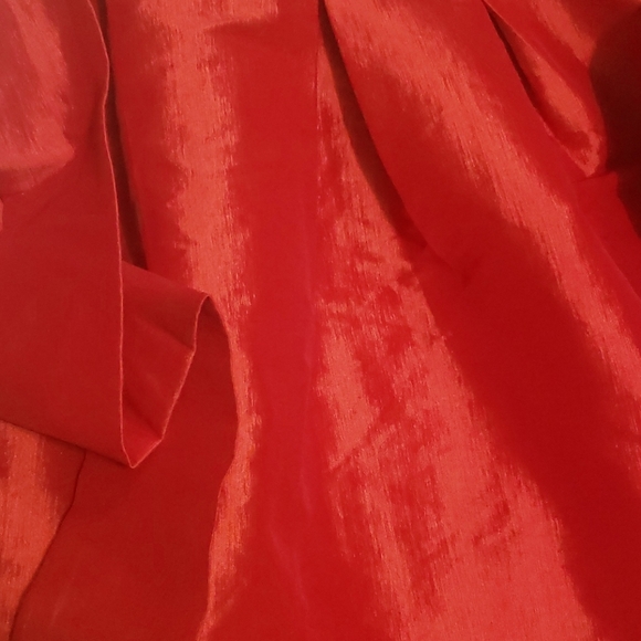 BOWKNOT ASYMMETRIC WATERFALL SKIRT IN RED - Picture 4 of 13